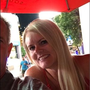 Meet your Posher, Cheryl